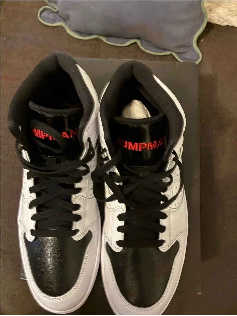 Michael Jordan Access Black & White Mid-Top Men's Basketball Shoes NEW size 11.5